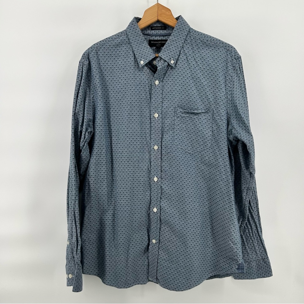 BANANA REPUBLIC Oxford Button Down L/S Shirt Men's Large Blue Untucked‎ Fit